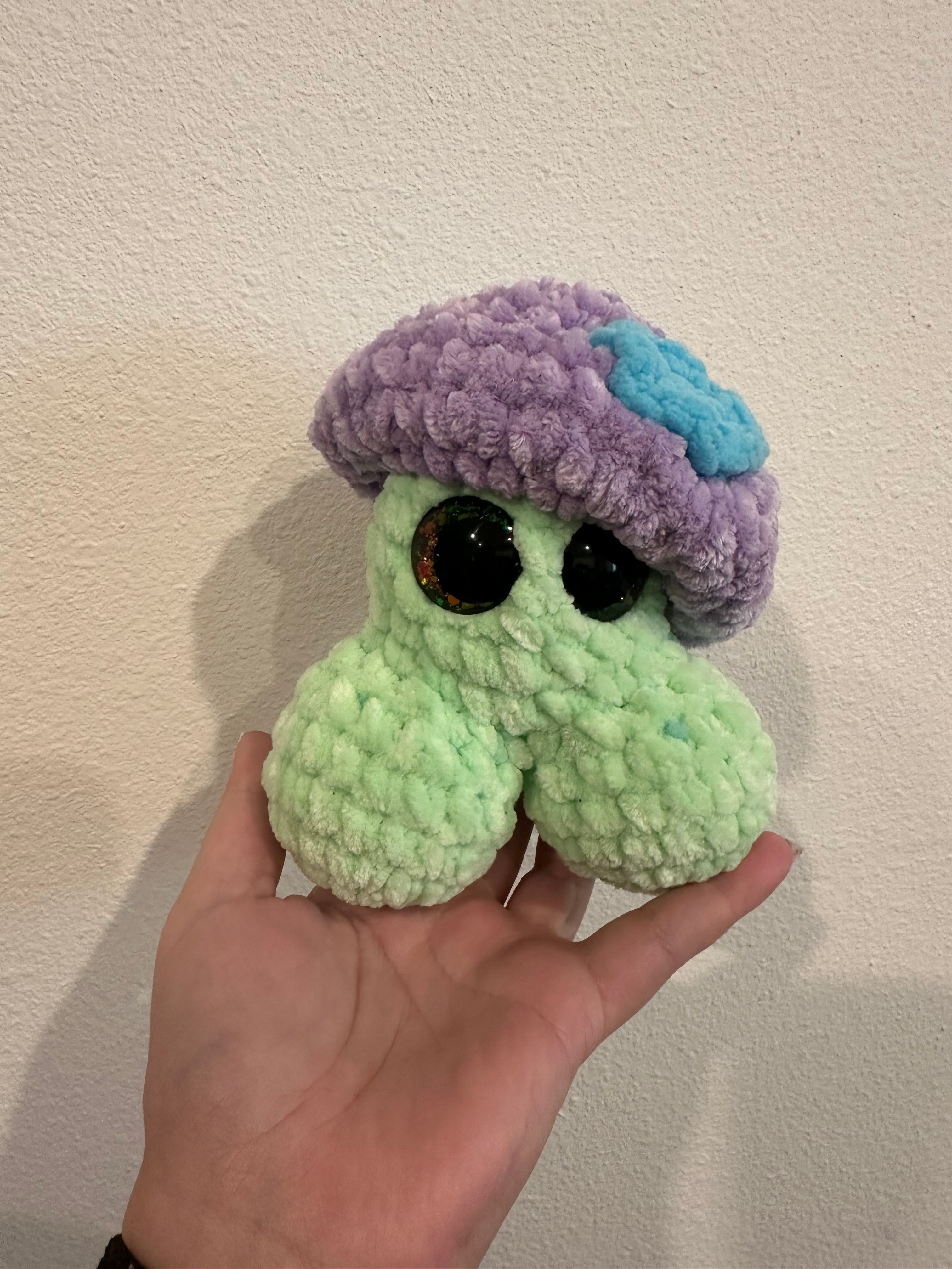 Larry the mushroom ween