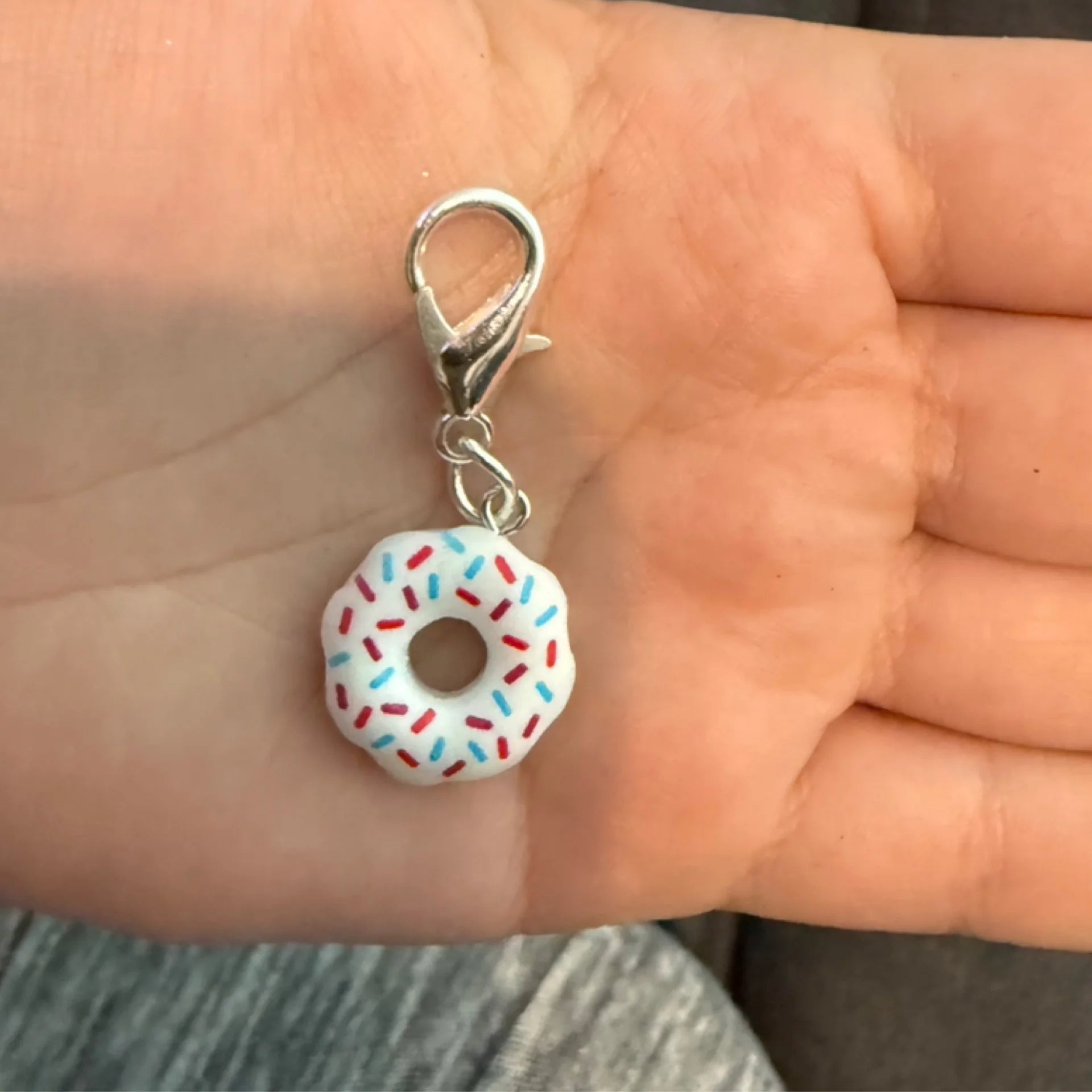 Red white and blue doughnut stitch marker