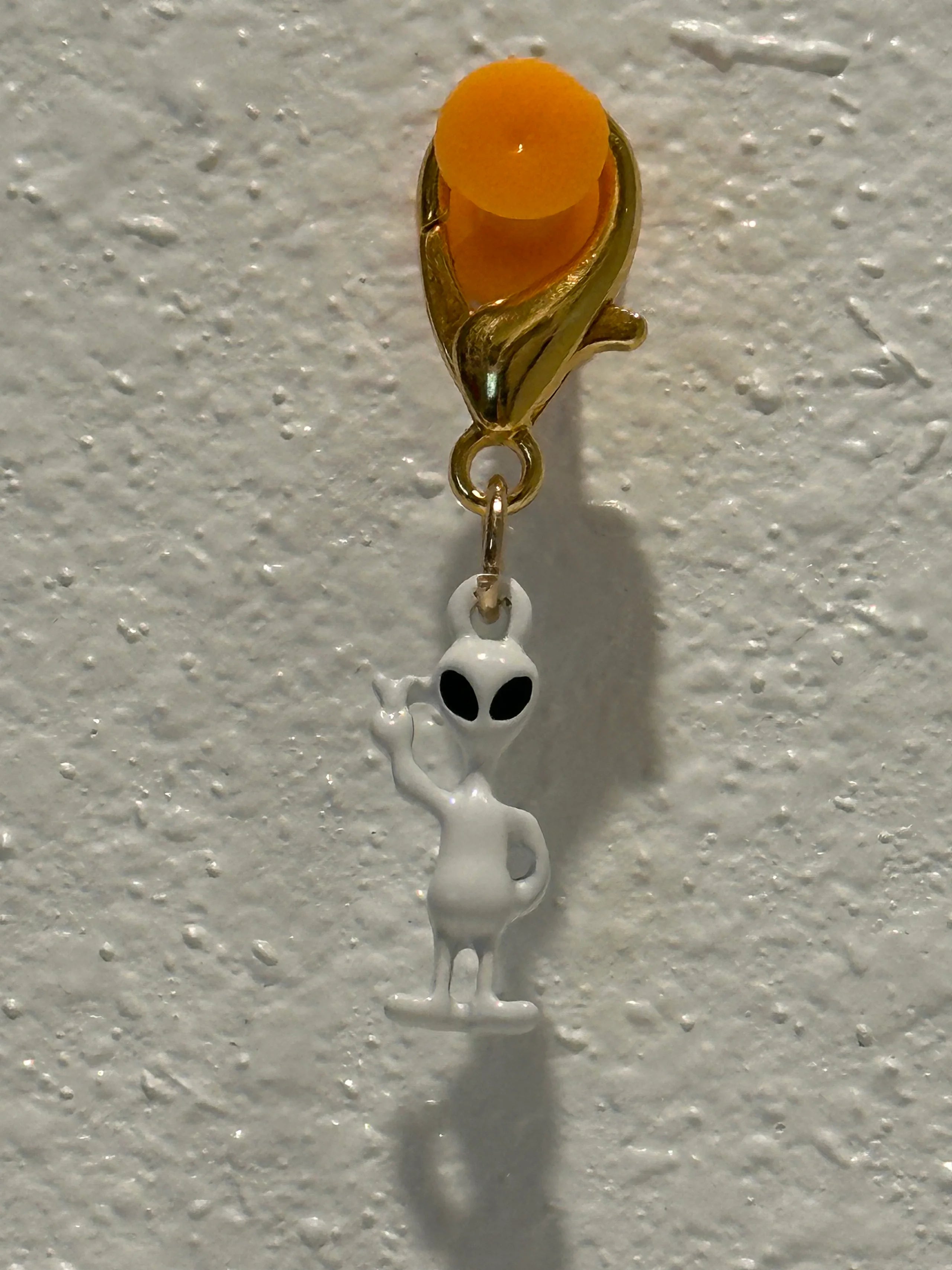 Alien stitch marker~ White