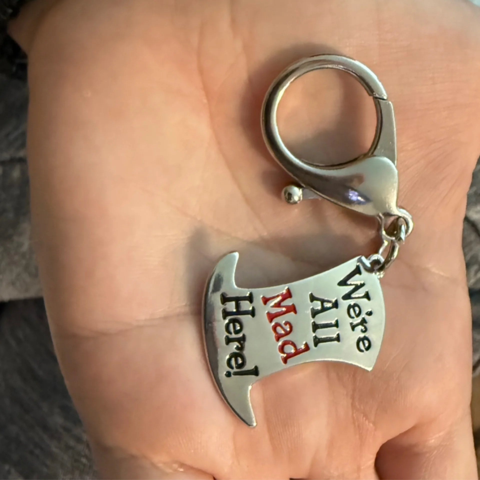 Hatter stitch marker